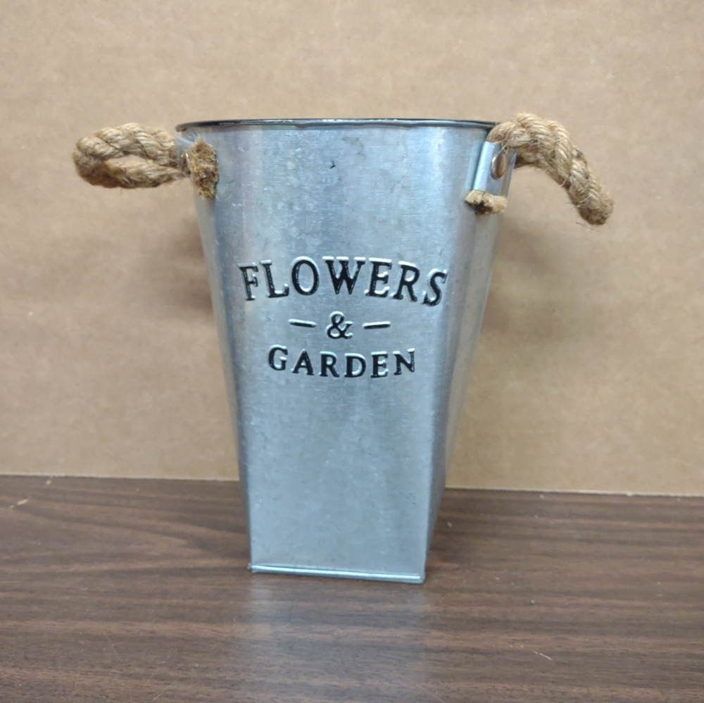 Flowers & Garden Gray Galvanized Tall Metal French Style Bucket Rope Handles 8"